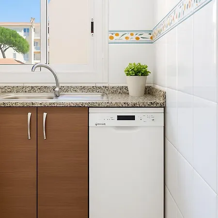 Mediterranean Way - Relax * كامبريلس